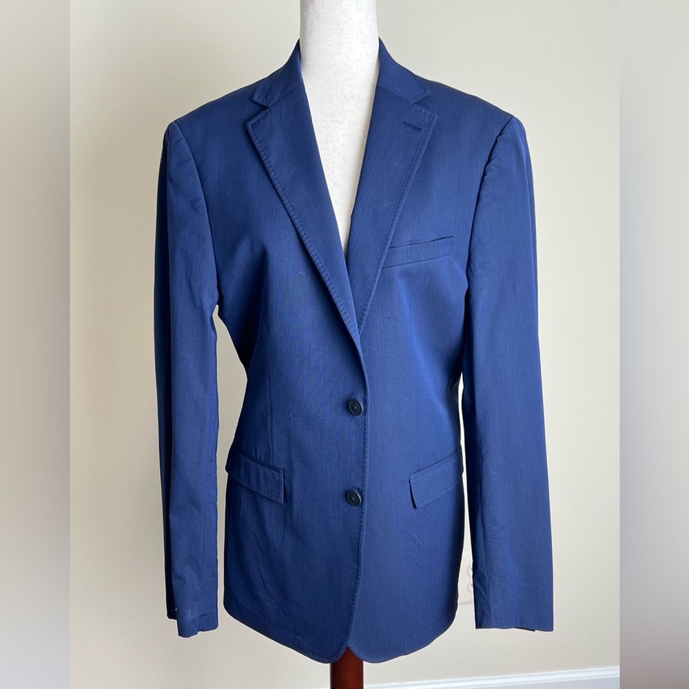 DKNY Men’s Navy Blazer Jacket Size 42L – Classic Two Button